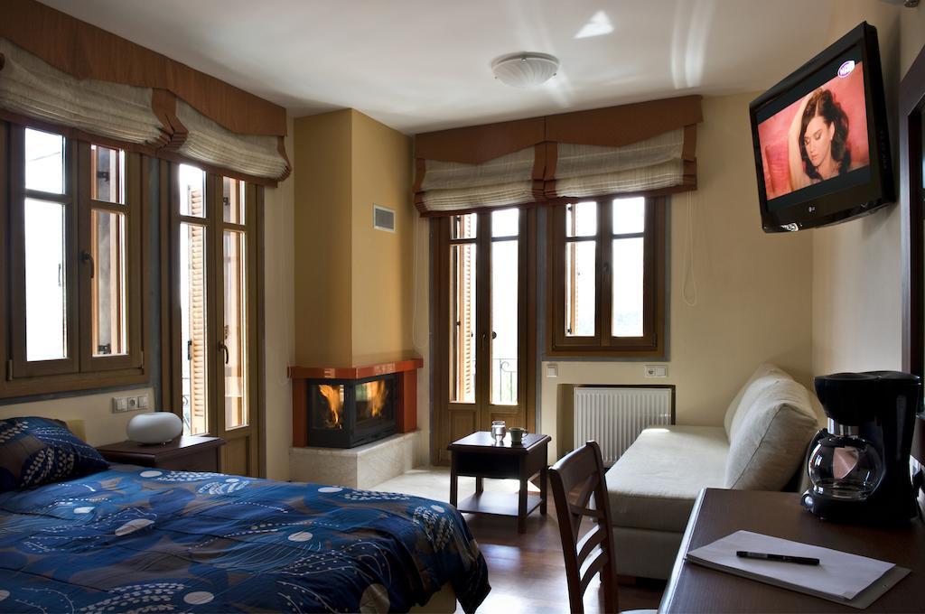 Rentinia Inn Rentína Rum bild